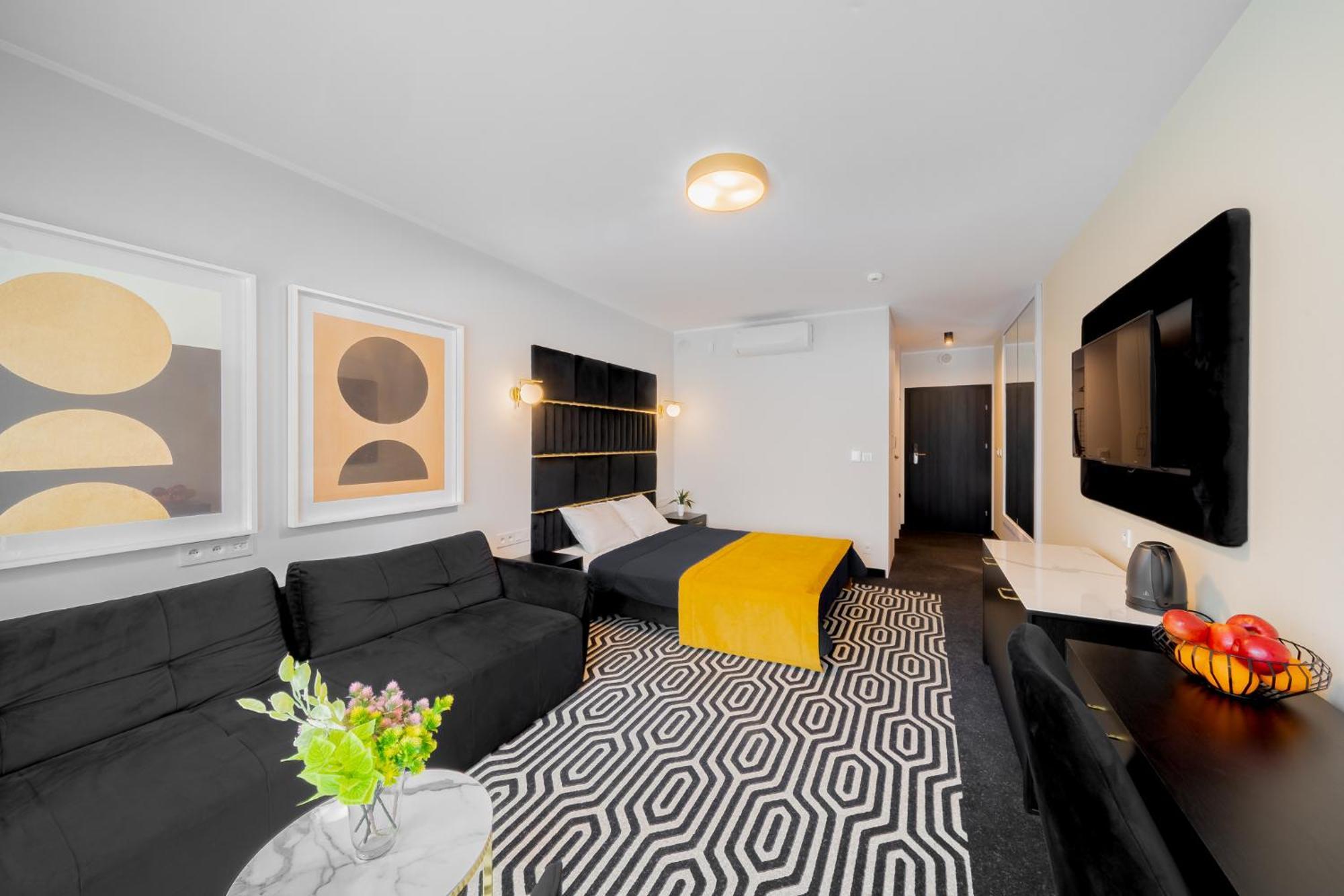 Lulu Apartments - Rosa - Studio Hotelowe Z Klimatyzacja I Konsola Ps4 - Solny Resort コウォブジェク エクステリア 写真
